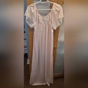 Vintage Eatons Vanity Fair Light Pink Lacey Lingerie Size Large